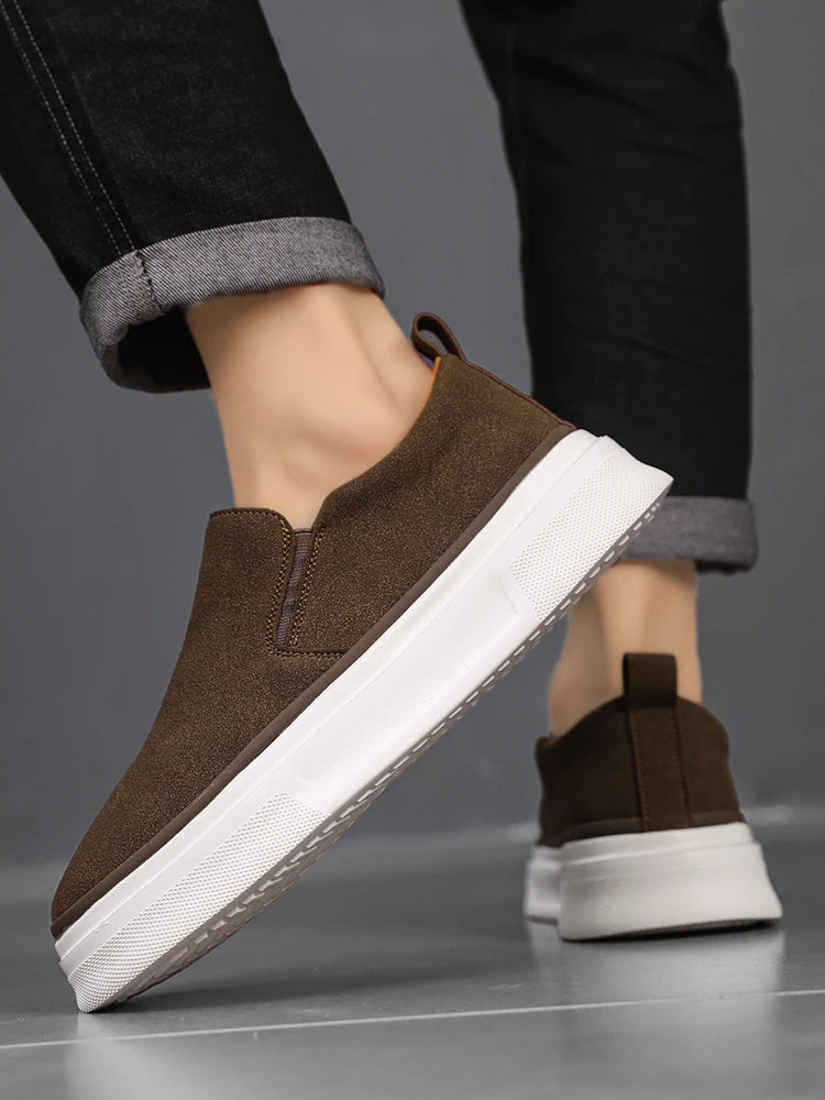 Men's Low Top Sneakers Lightweight Non-Slip Comfort Causal Walking Shoes for Male