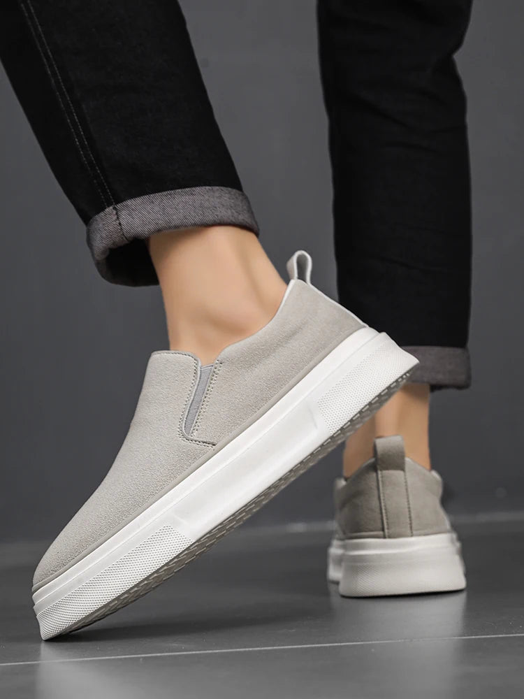 Men's Low Top Sneakers Lightweight Non-Slip Comfort Causal Walking Shoes for Male